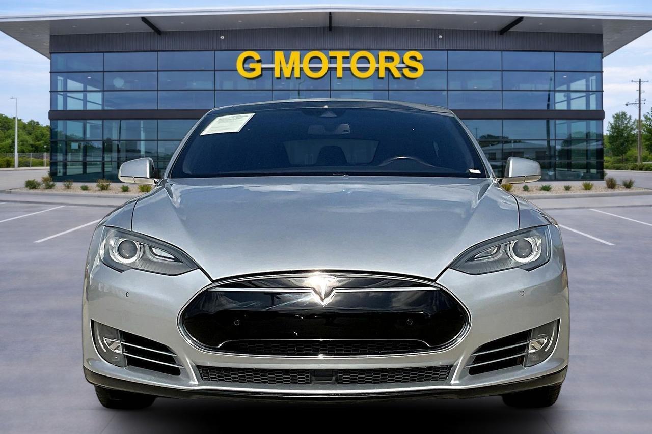 tesla model s 2015 5YJSA1S29FF089488 image tesla model s 2015 5YJSA1S29FF089488 image